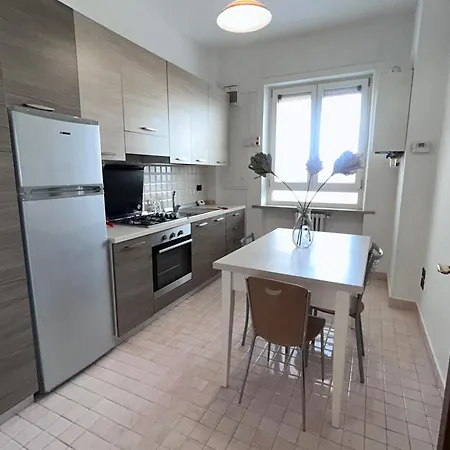 Ch - - Piazza Prefettura *