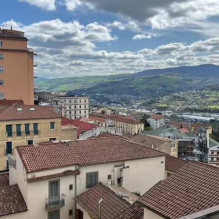 Ch - - Piazza Prefettura Apartamento Potenza